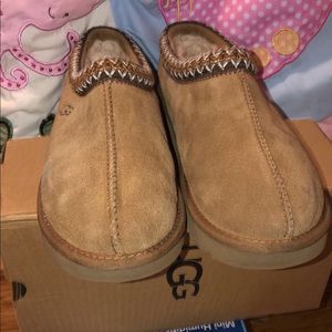 Women Ugg’s size 9